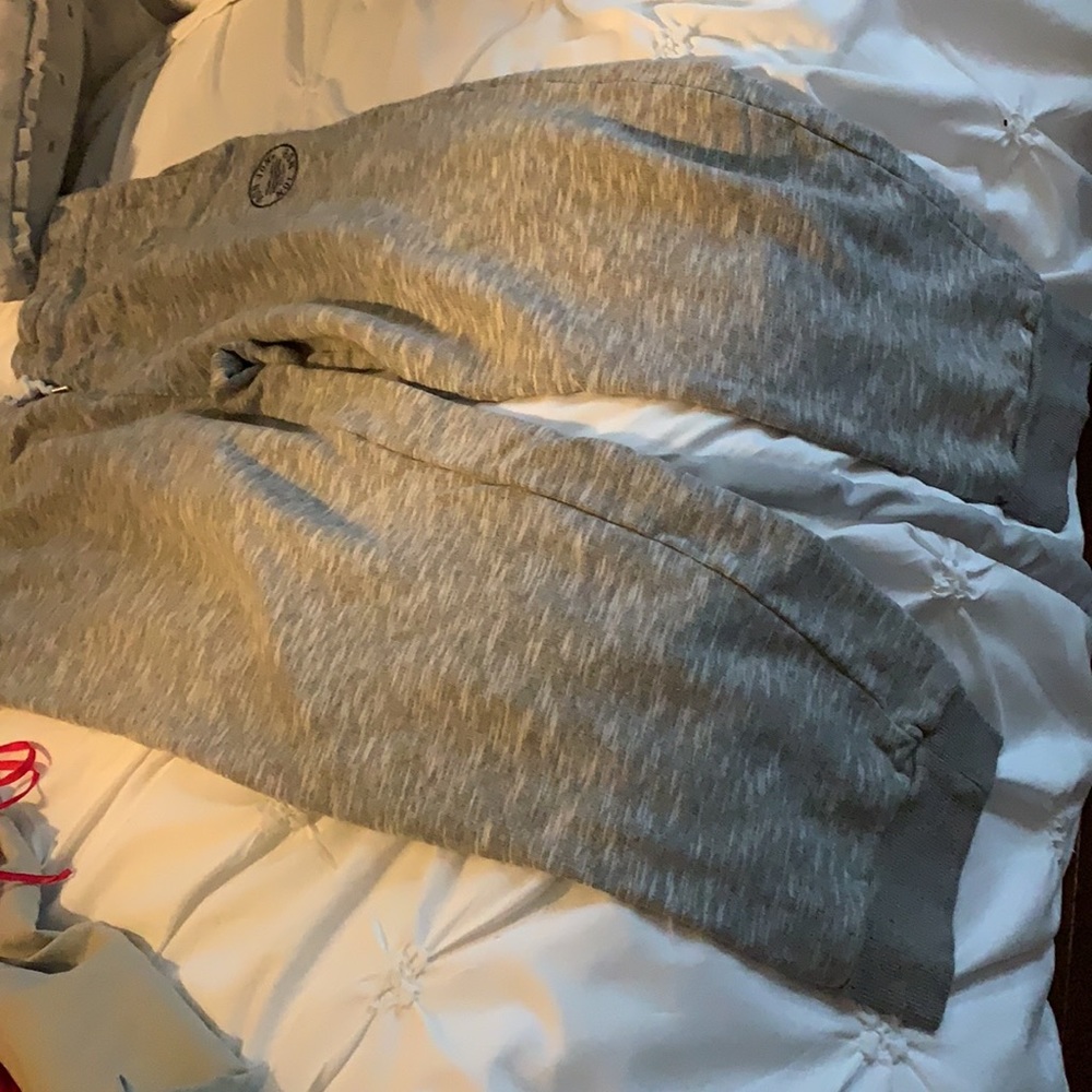 Make sweatpants - Picture 2 of 3